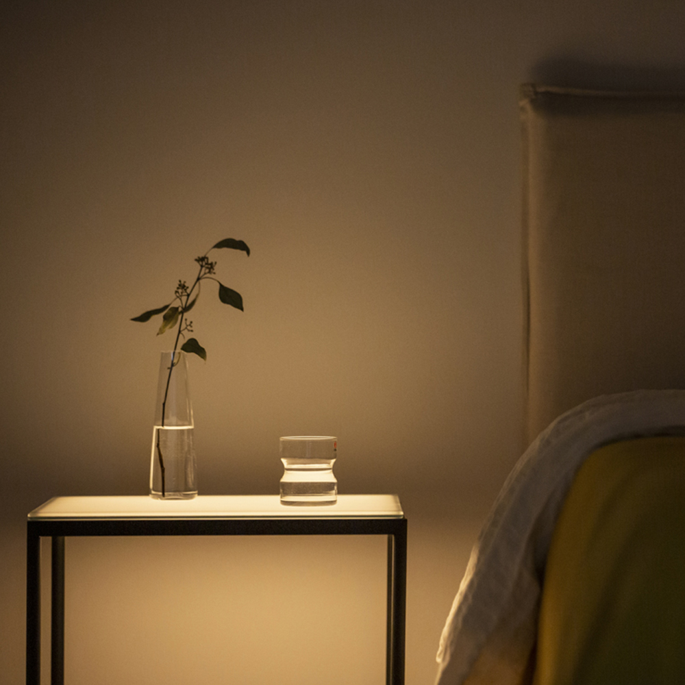 Aicci T1 luminous bedside table with tunable white LED lights