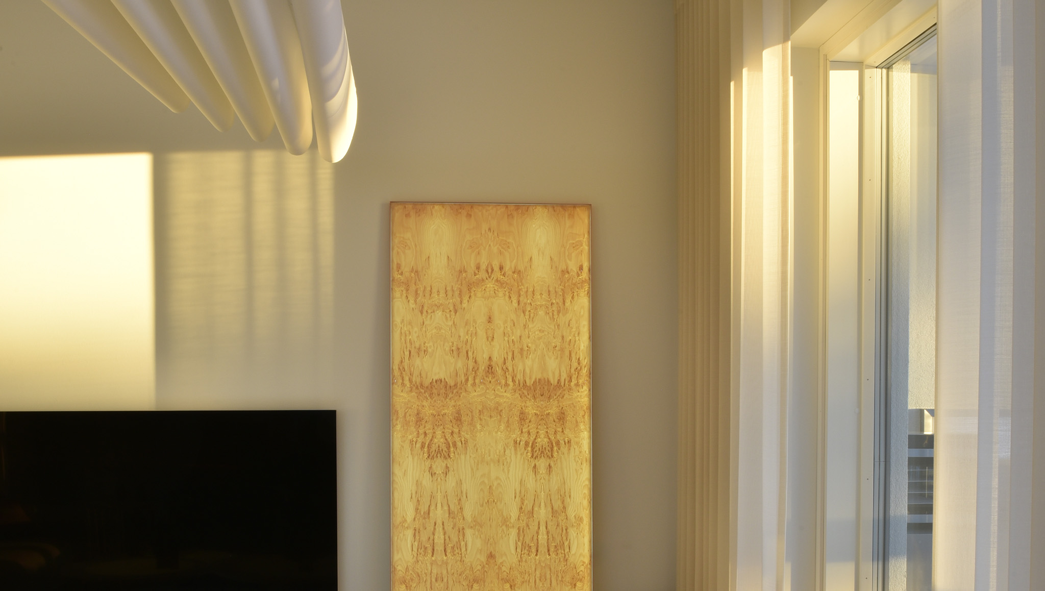 AICCI LuminousWood light panel made of the curly birch